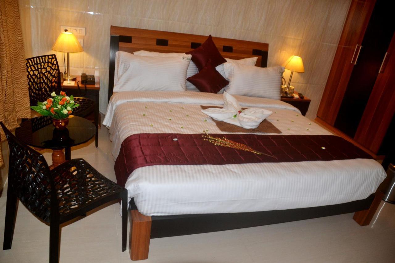 Peace Inn Chennai Eksteriør billede