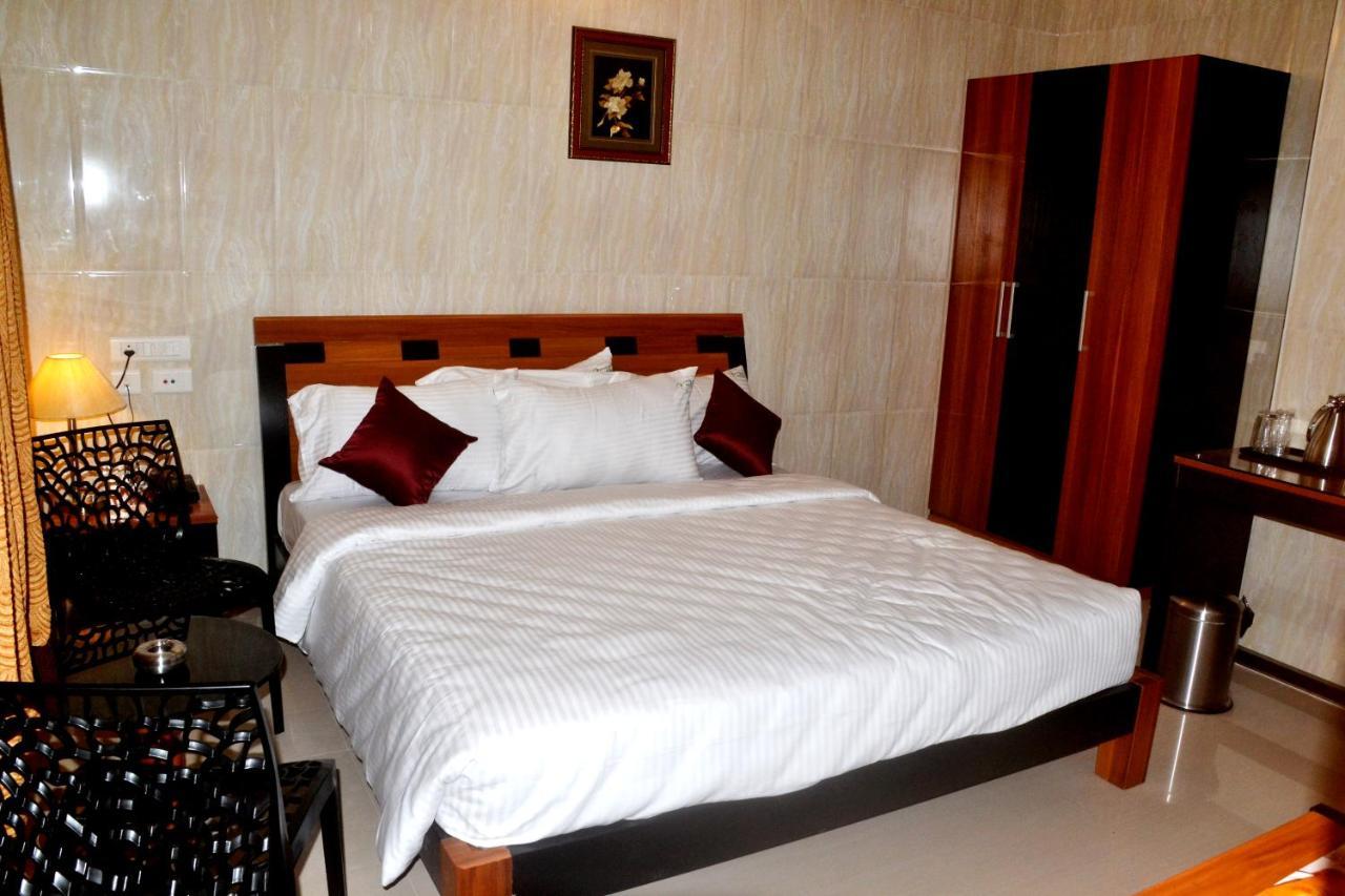 Peace Inn Chennai Eksteriør billede