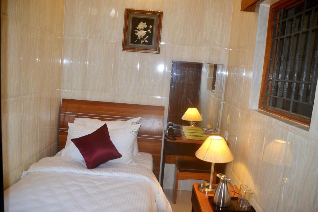 Peace Inn Chennai Eksteriør billede