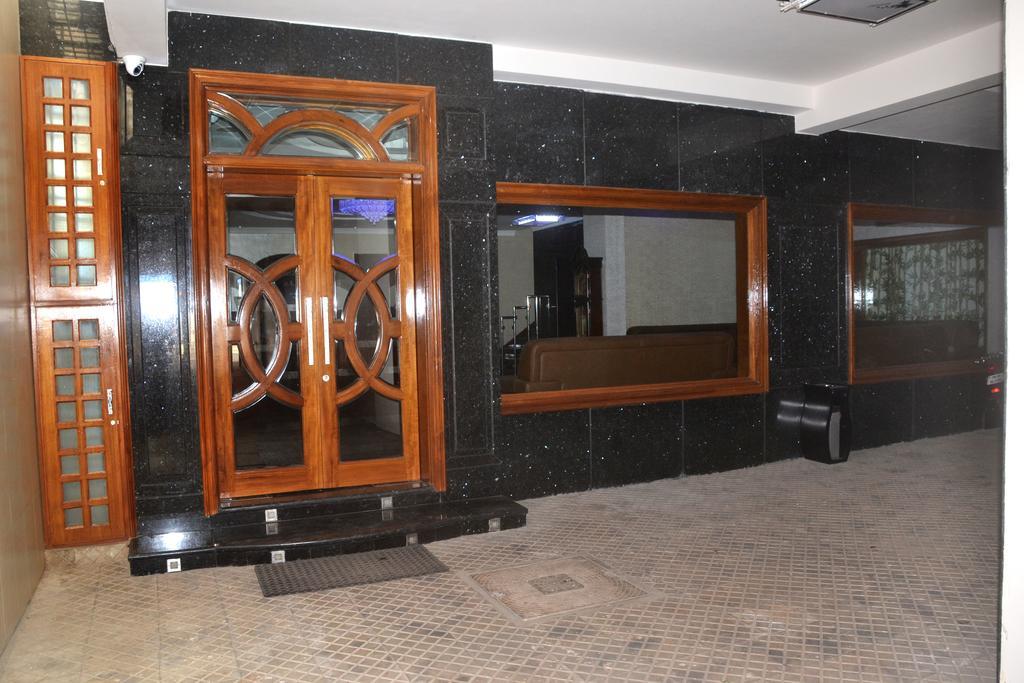Peace Inn Chennai Eksteriør billede